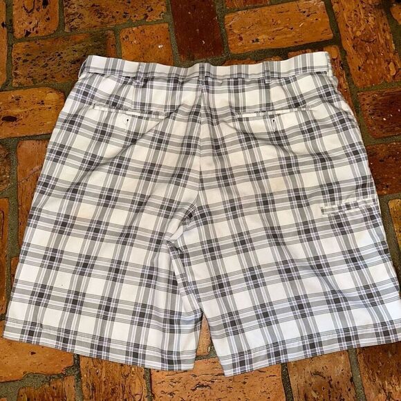 Savane Plaid Flat Front Shorts - Picture 2 of 9